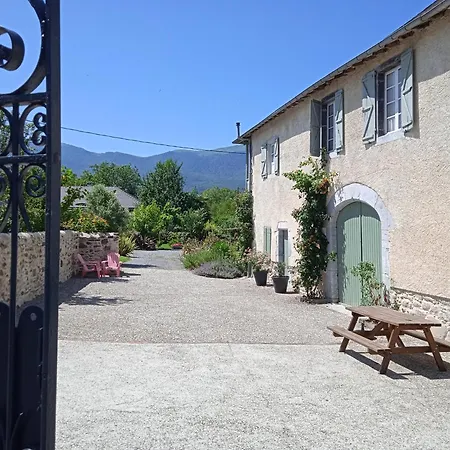 Aberou Aux Portes De L'ossau Ferienhaus *